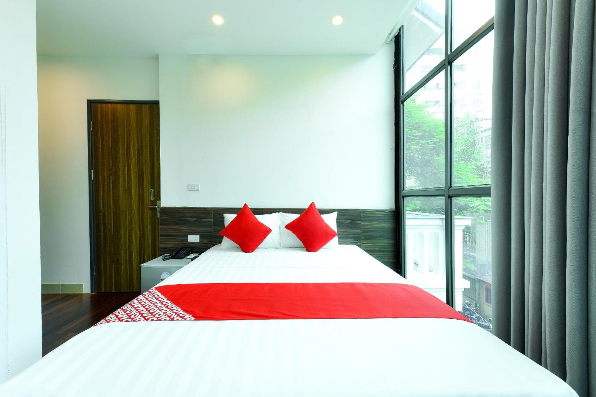 Oyo 317 Kim Cuong Hotel 2 Ханой Экстерьер фото