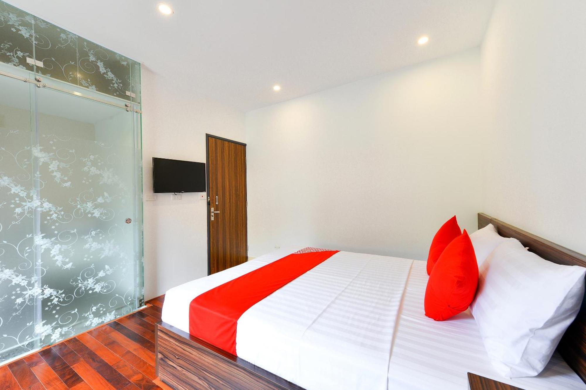 Oyo 317 Kim Cuong Hotel 2 Ханой Экстерьер фото