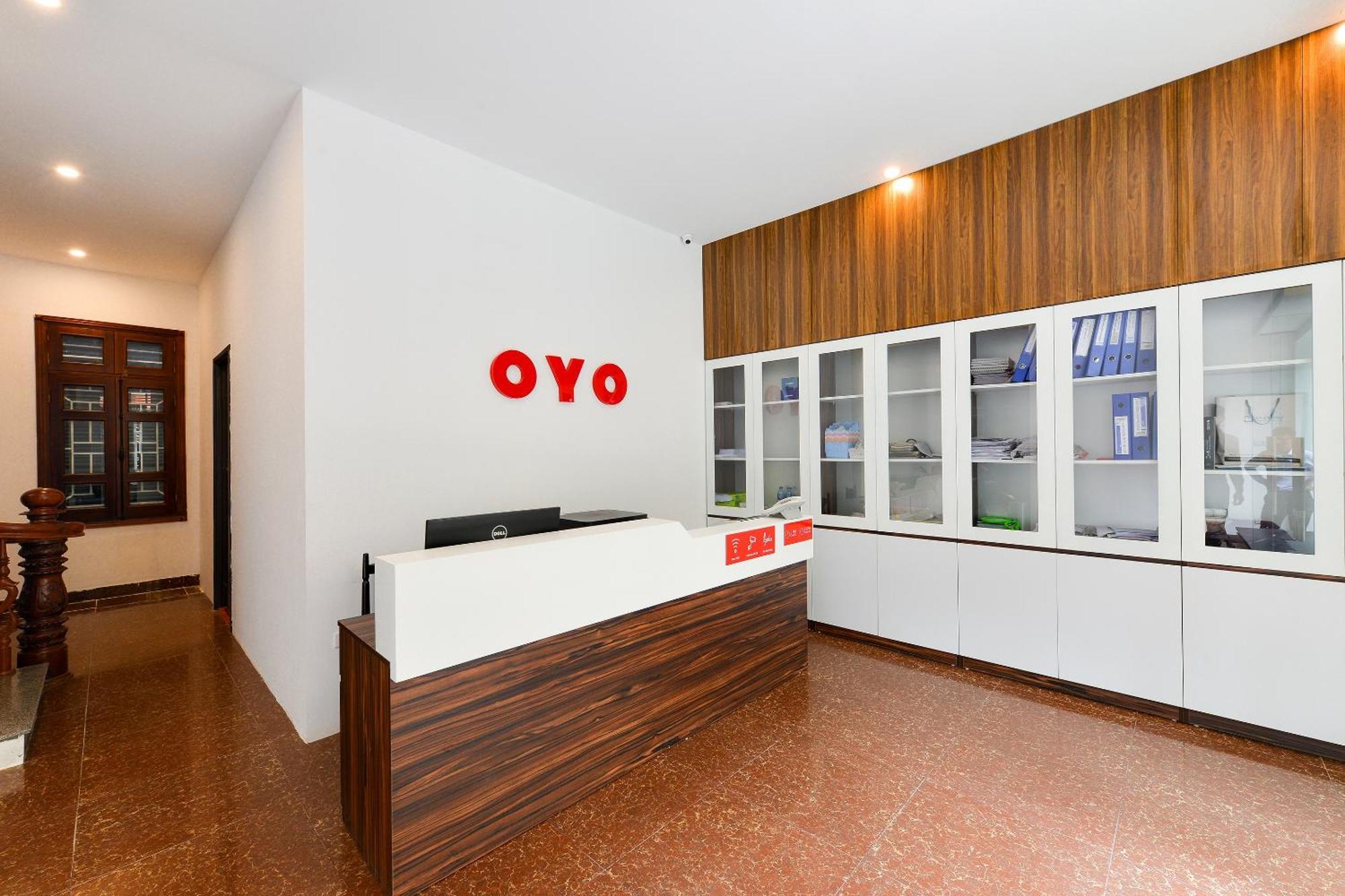 Oyo 317 Kim Cuong Hotel 2 Ханой Экстерьер фото