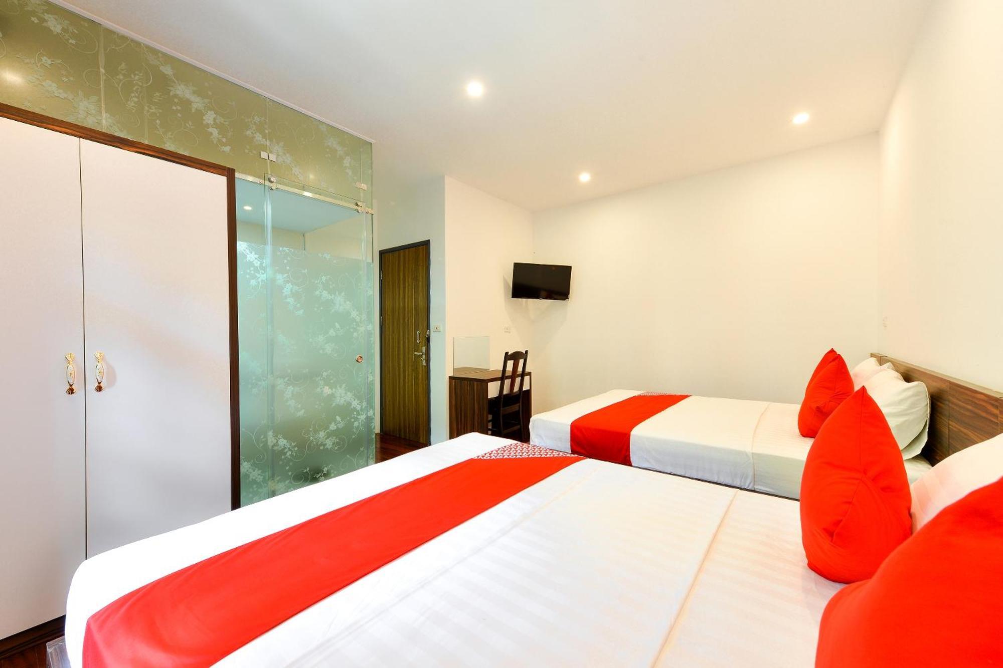 Oyo 317 Kim Cuong Hotel 2 Ханой Экстерьер фото